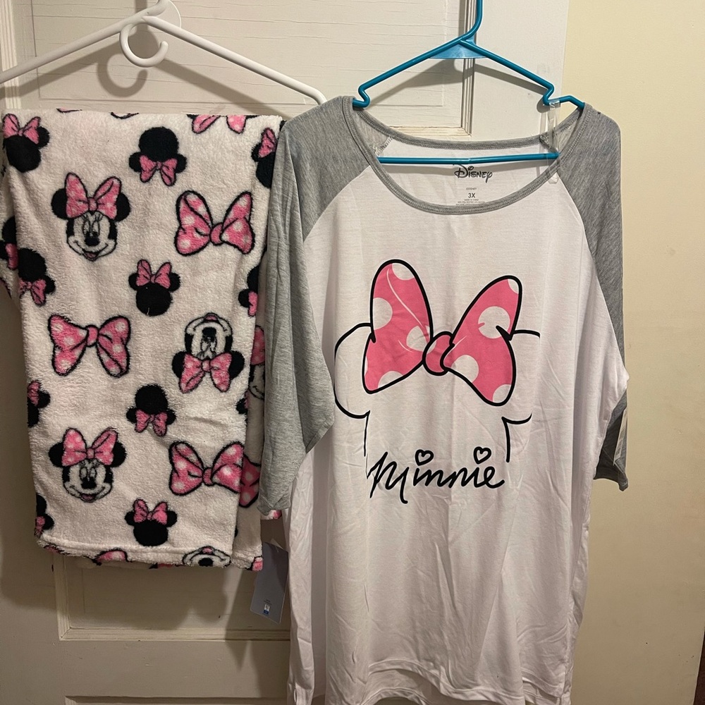 Minnie Mouse sleep set